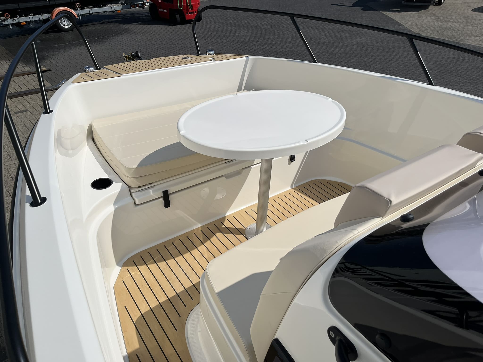 Quicksilver 705 Open