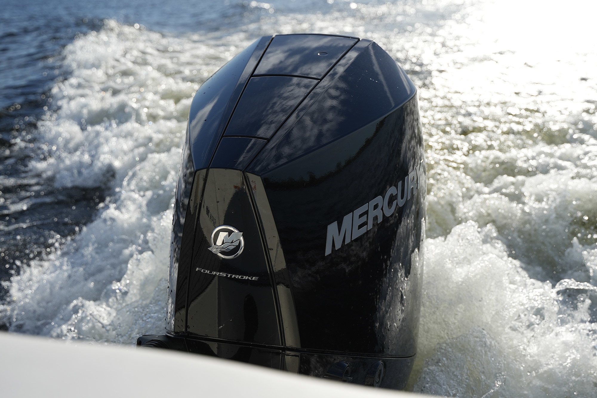 Sea Ray SPX 230 Outboard
