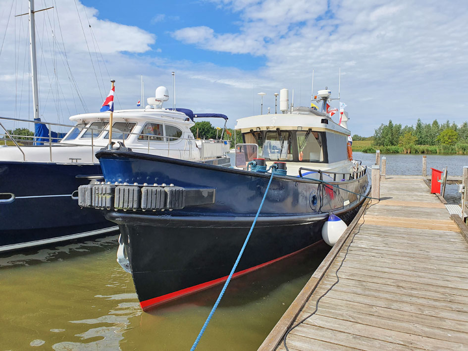ex Patrouille vaartuig / Varend Woonschip 18.26 met UBC