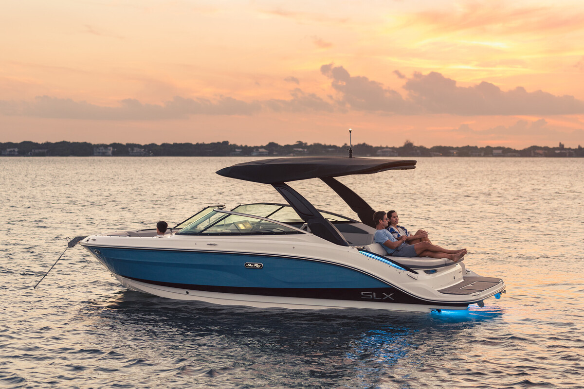 Sea Ray SLX 260 MY2025