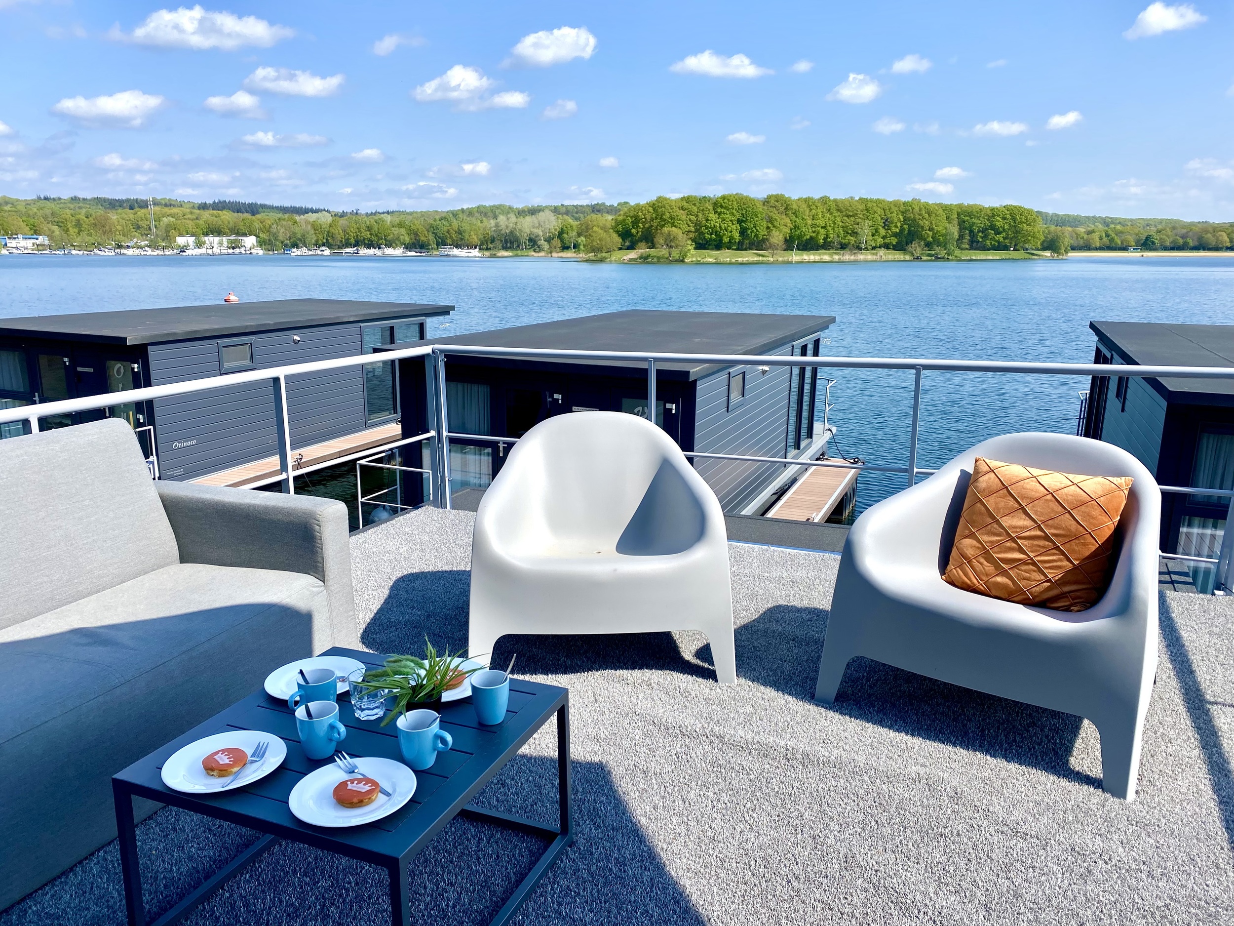Havenlodge Melite Houseboat (met Huurligplaats)