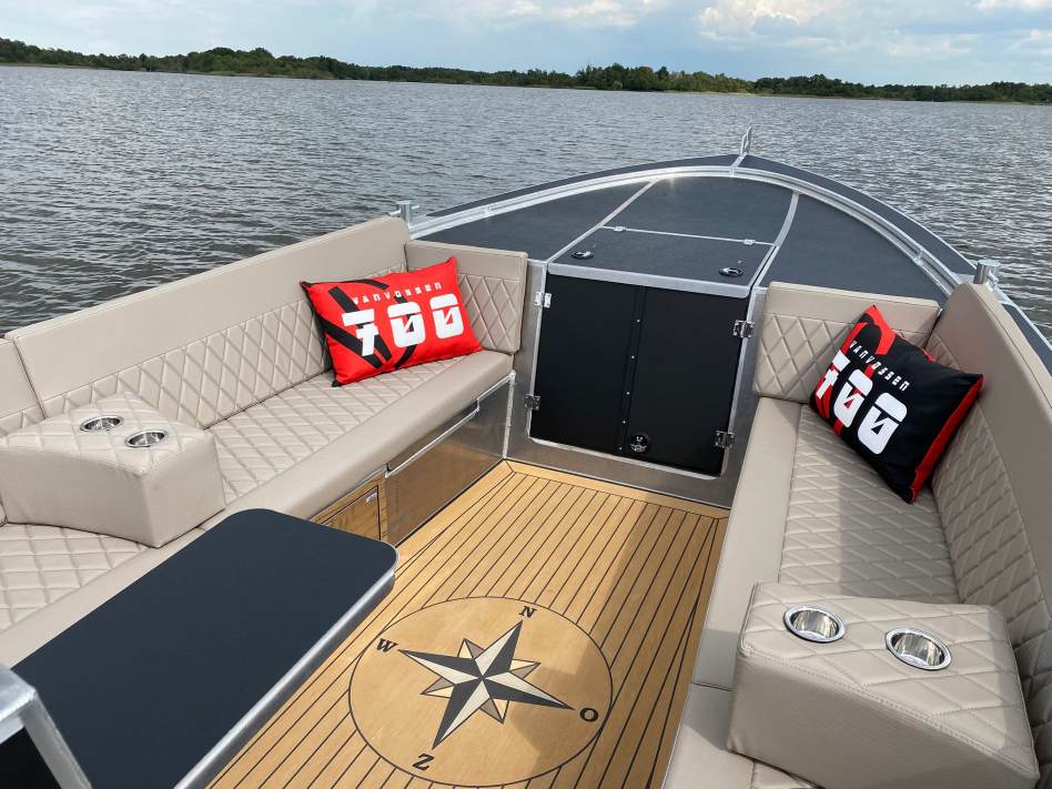 VanVossen 700 cabine sloep 