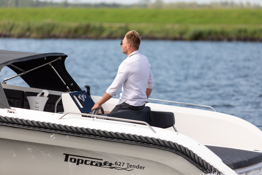 TOPCRAFT 627 TENDER