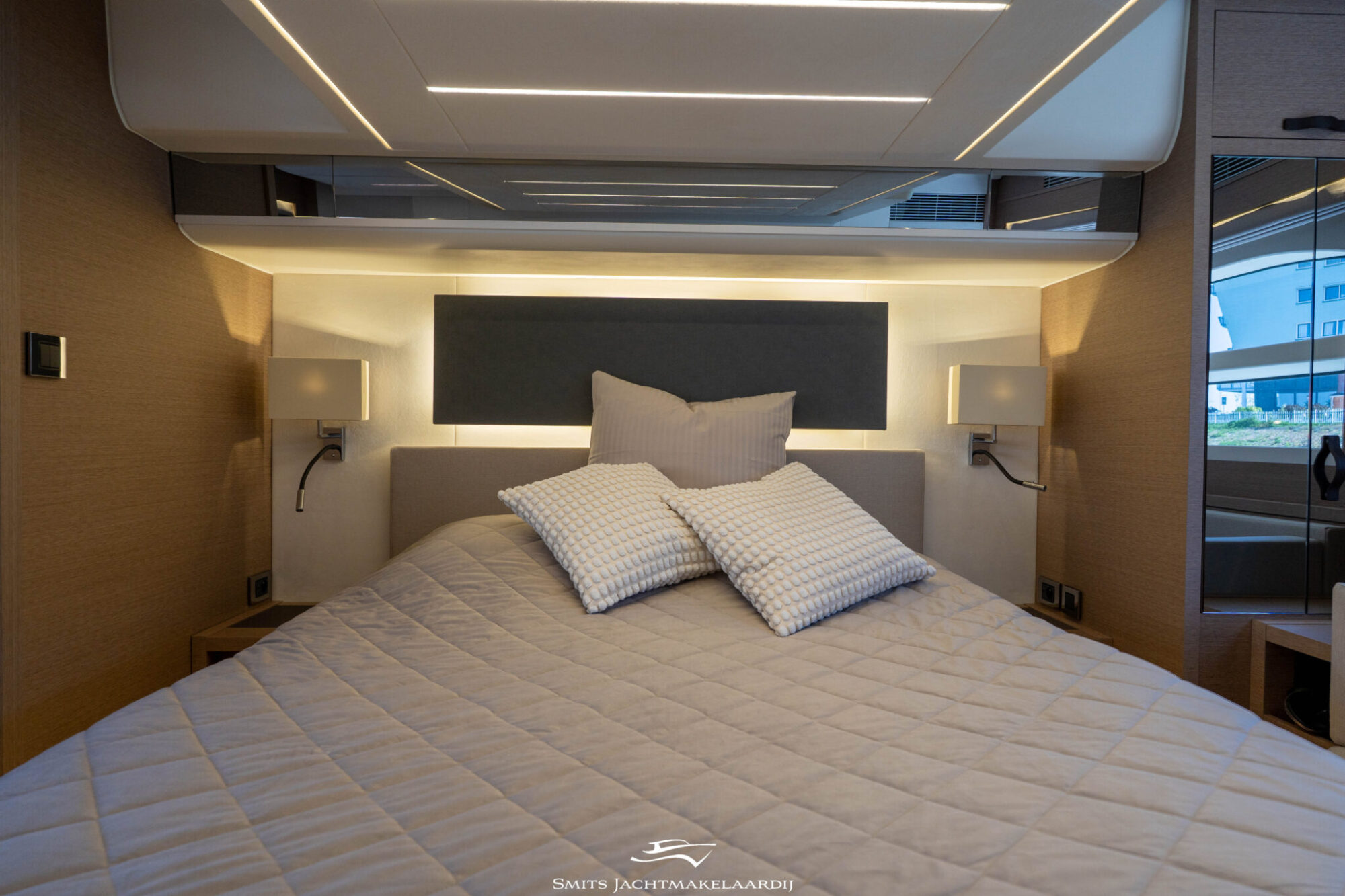 Prestige 590 Flybridge