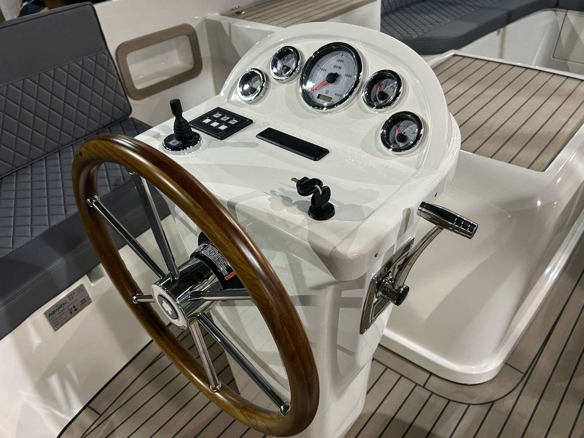 Maril 6NXT met Vetus 52 pk op voorraad!