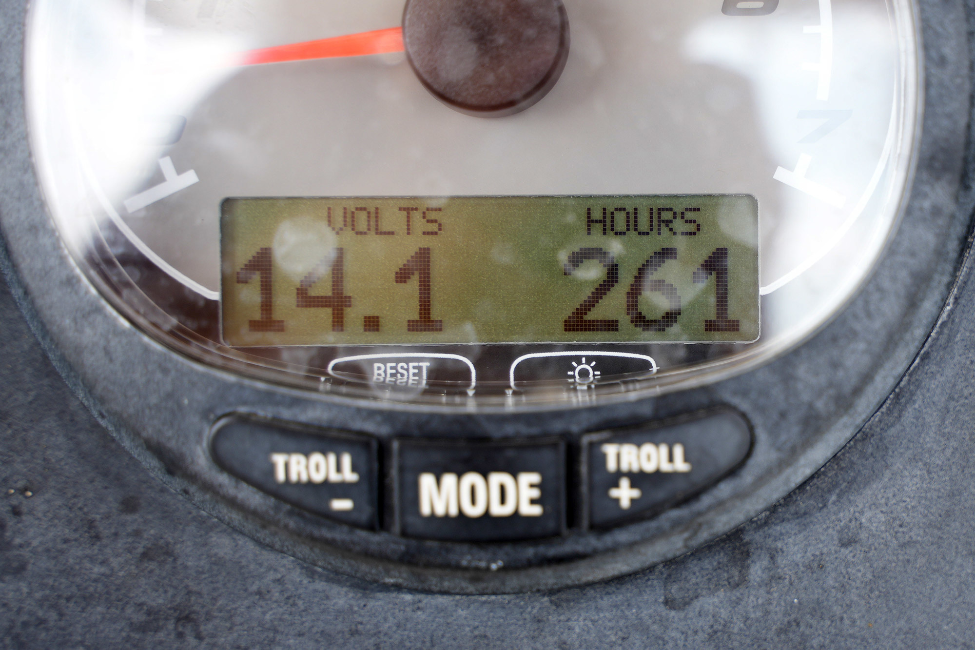 Boston Whaler 270 Outrage