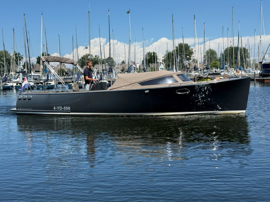 AdmiralsTender C28