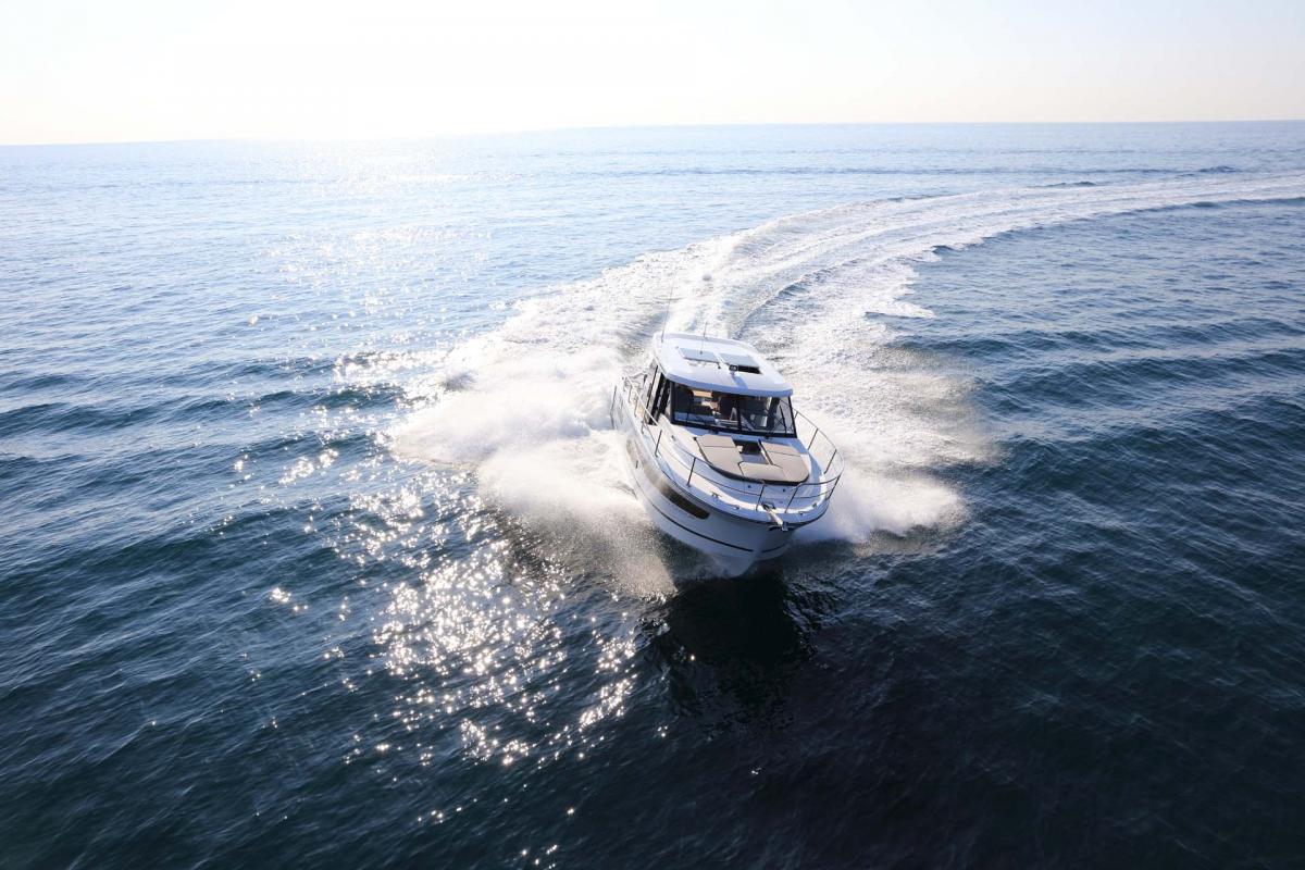 Jeanneau Merry Fisher 1095 Coupé Hardtop