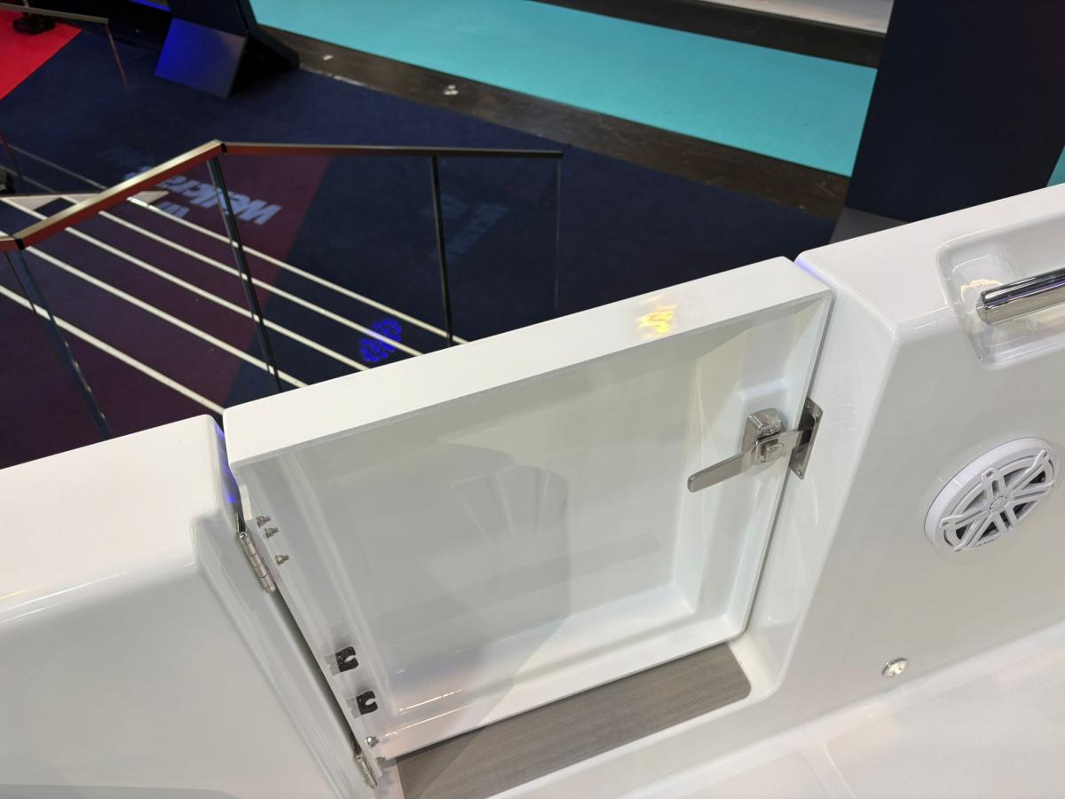 WELLCRAFT 28 Explorer