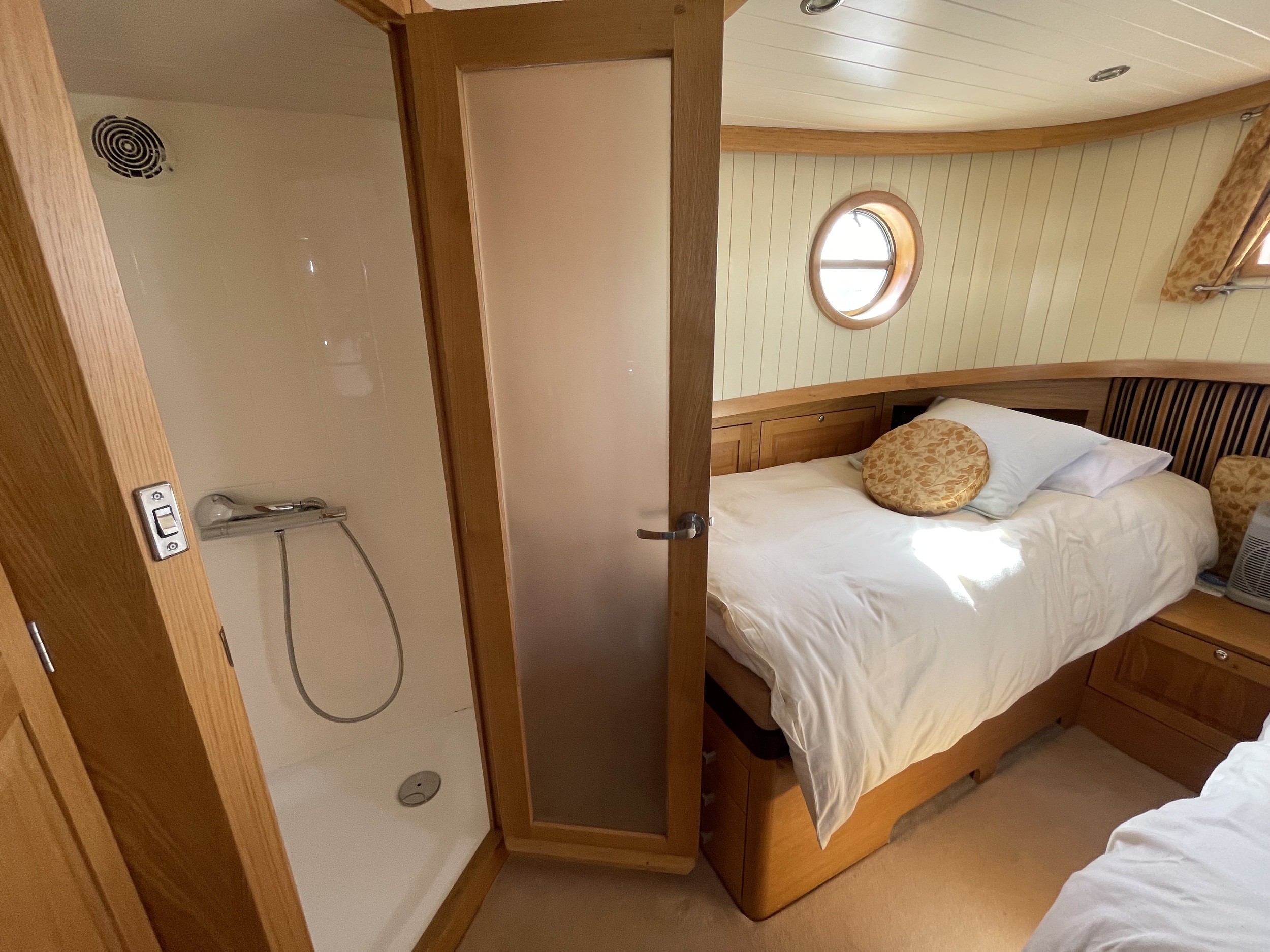 Aqualine Voyager 65 Ft