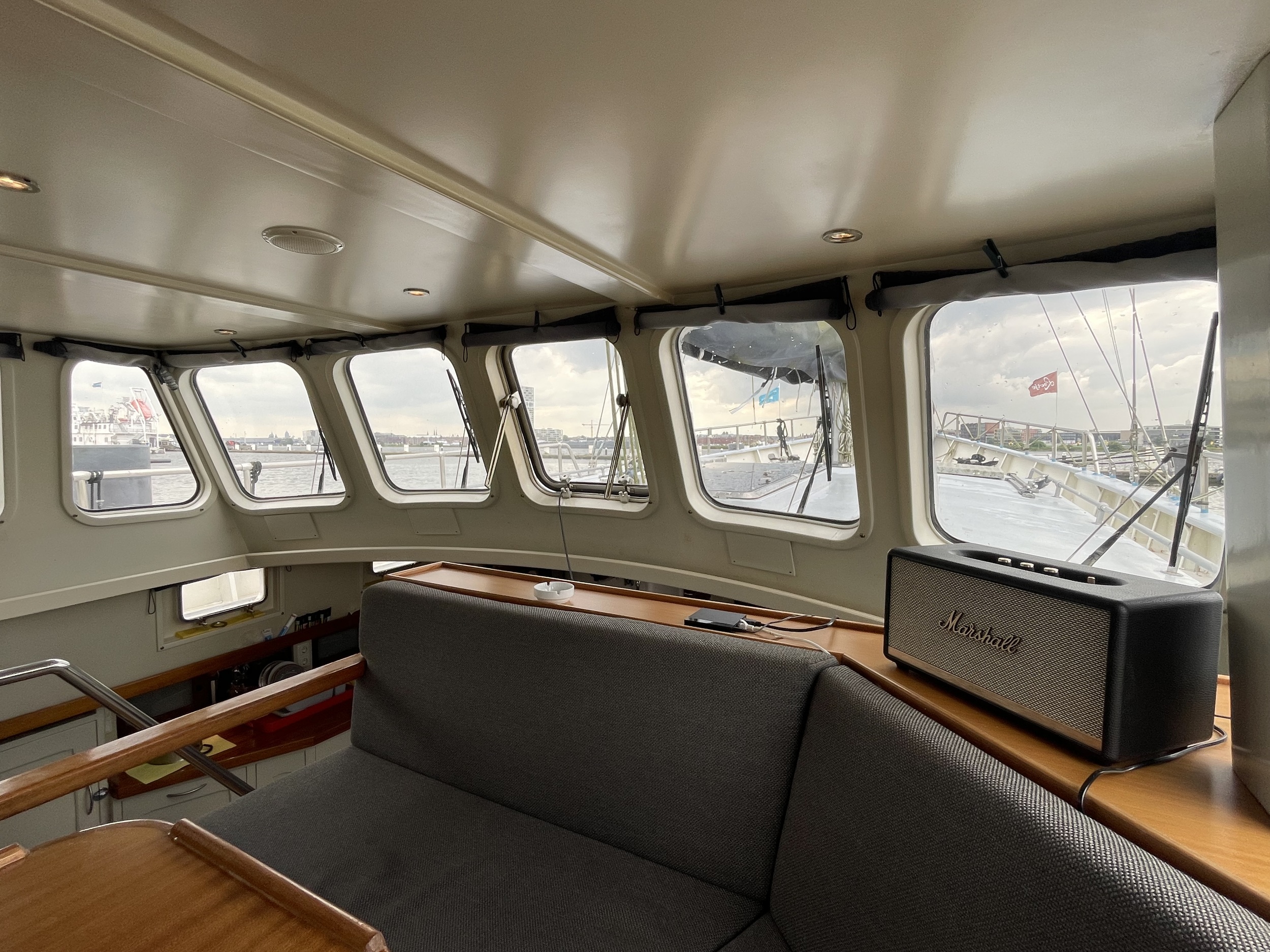 Dykstra Schooner 77, Midzwaard