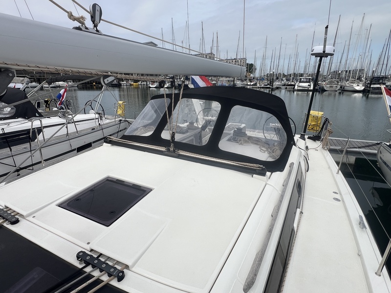 Dufour 430 GL