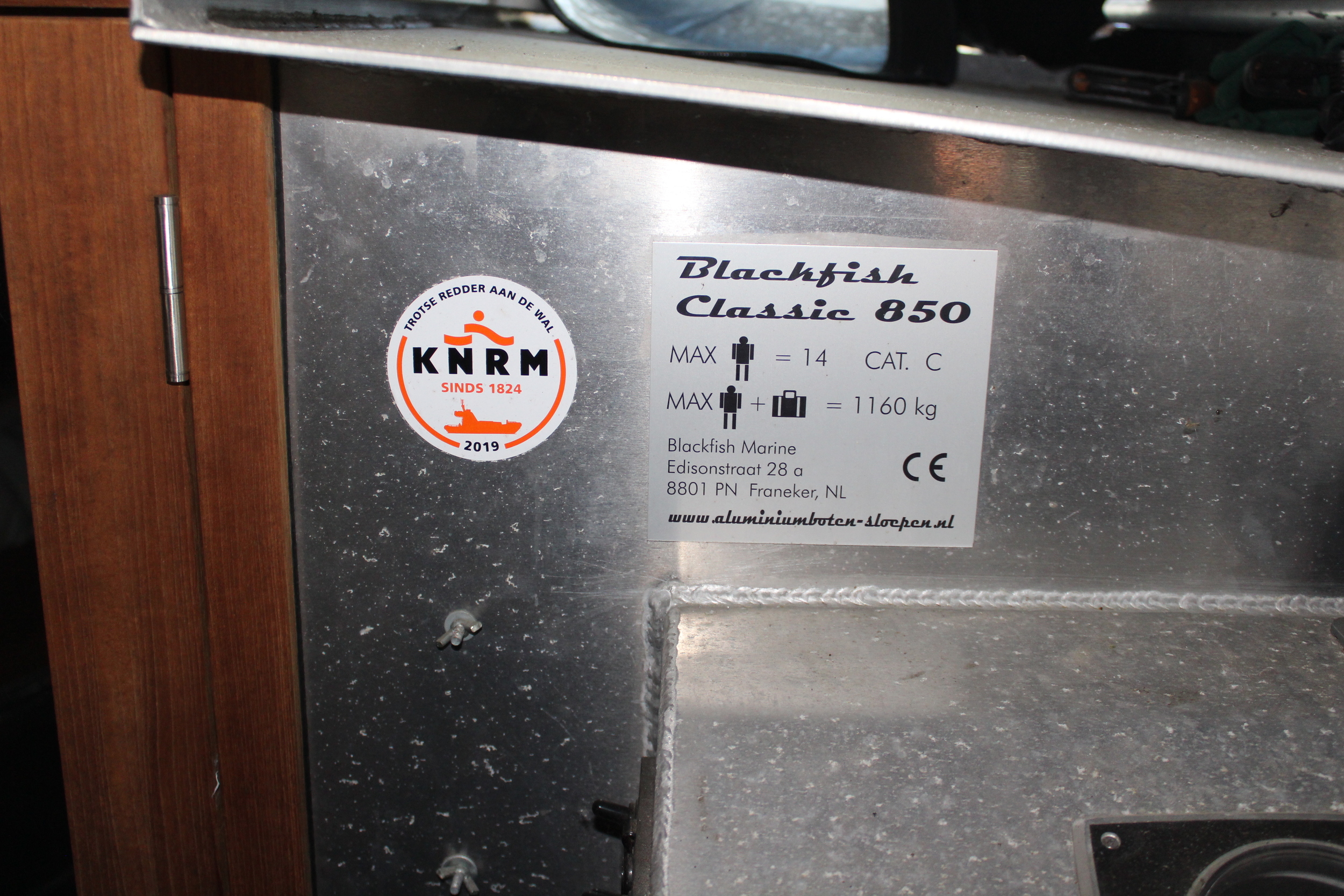 Black Fish Cabin 850 XL