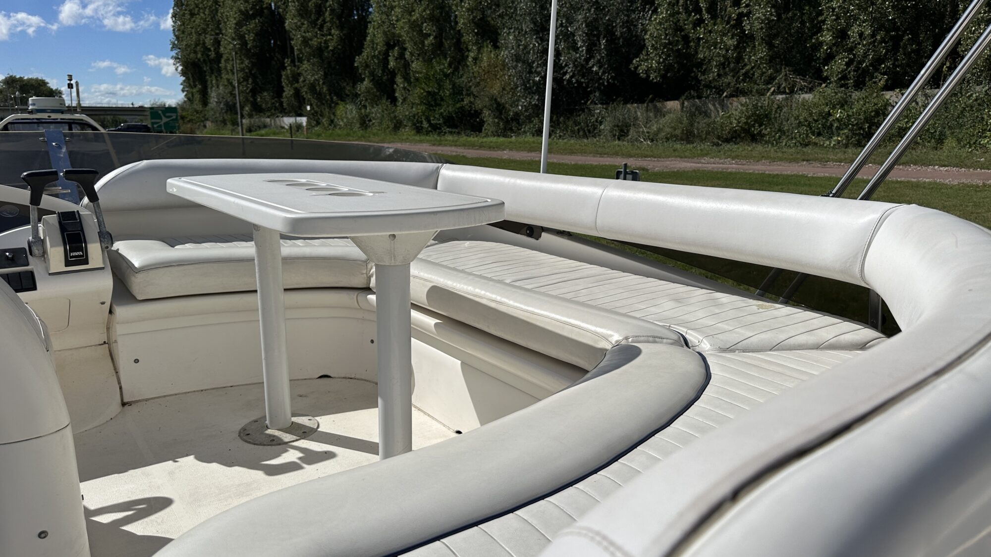 Fairline Phantom 40 Flybridge