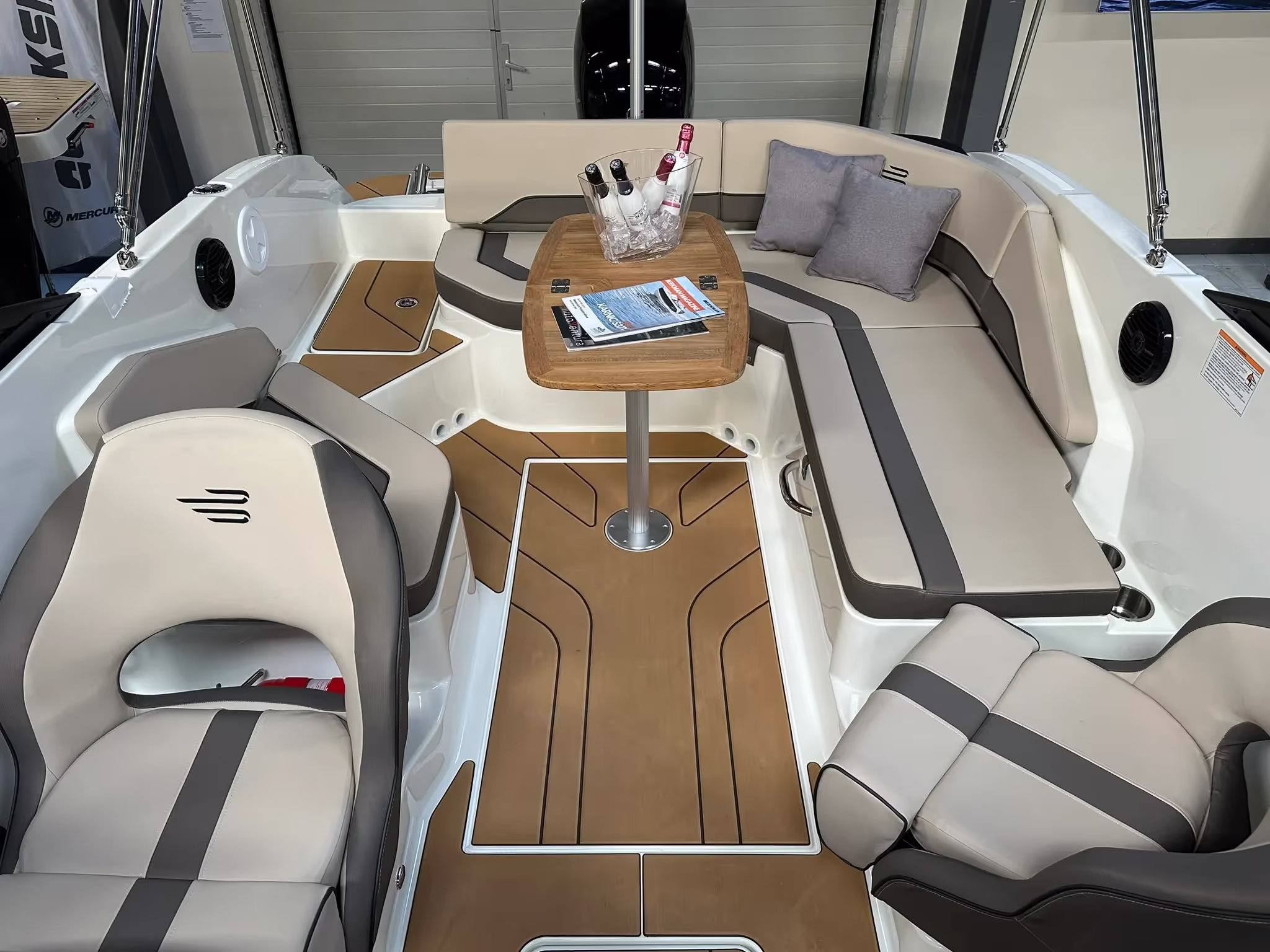 Bayliner V20 Bowrider