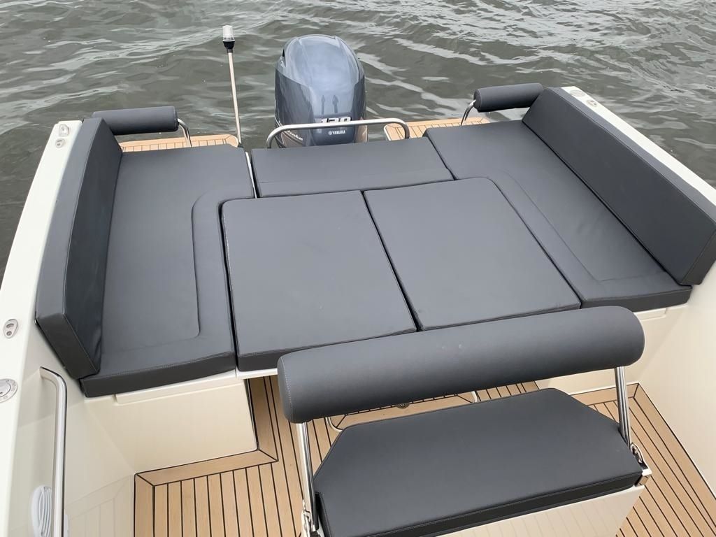 Nuva M6 Cabin