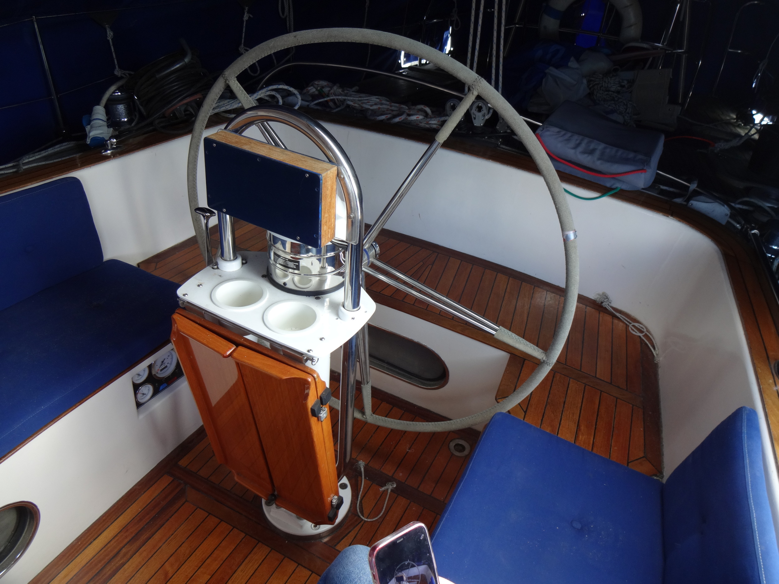 Dick Zaal 41 Centre Cockpit