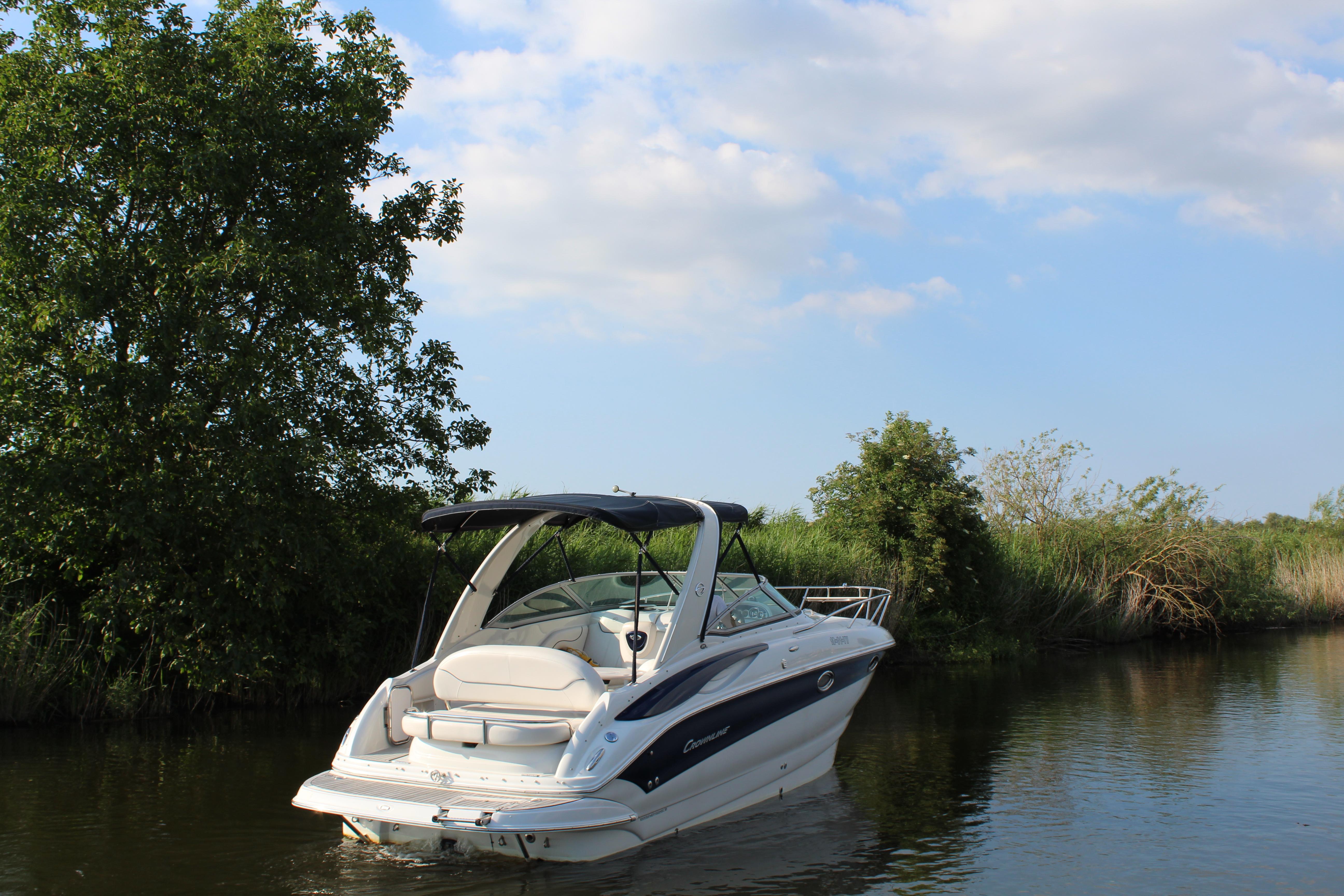 Crownline 270 CR