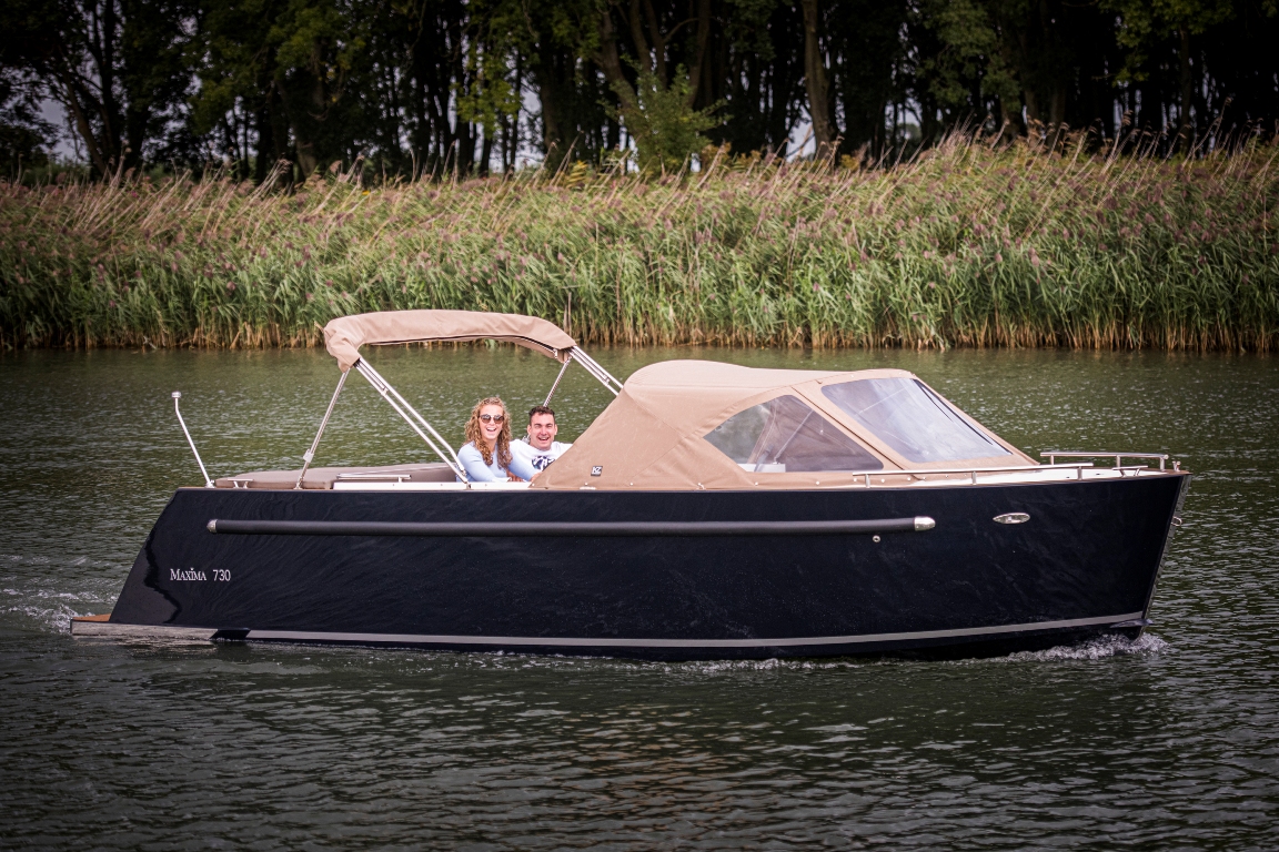 Maxima Boats 730