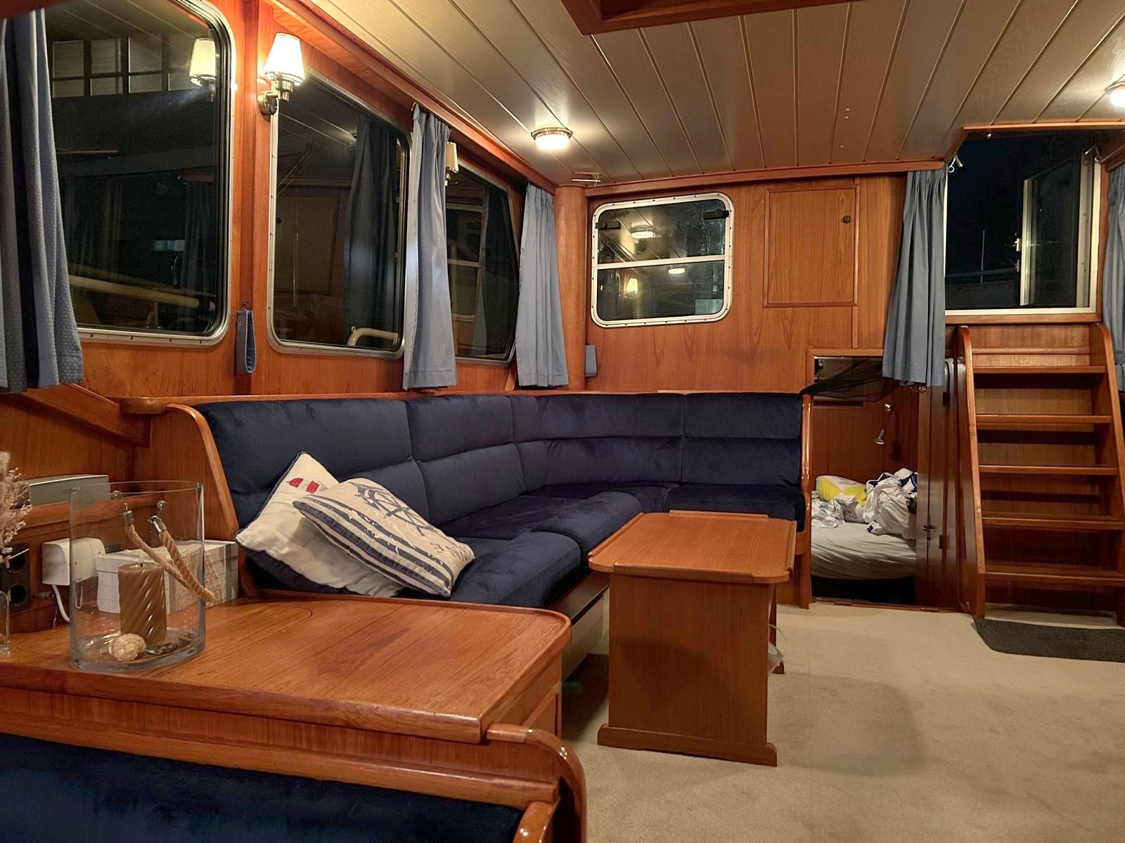 Monty Bank Monty Bank Kotter 41 AK Cabrio