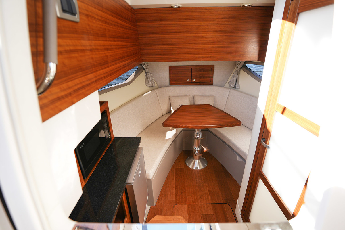 Sea Ray Sundancer 290