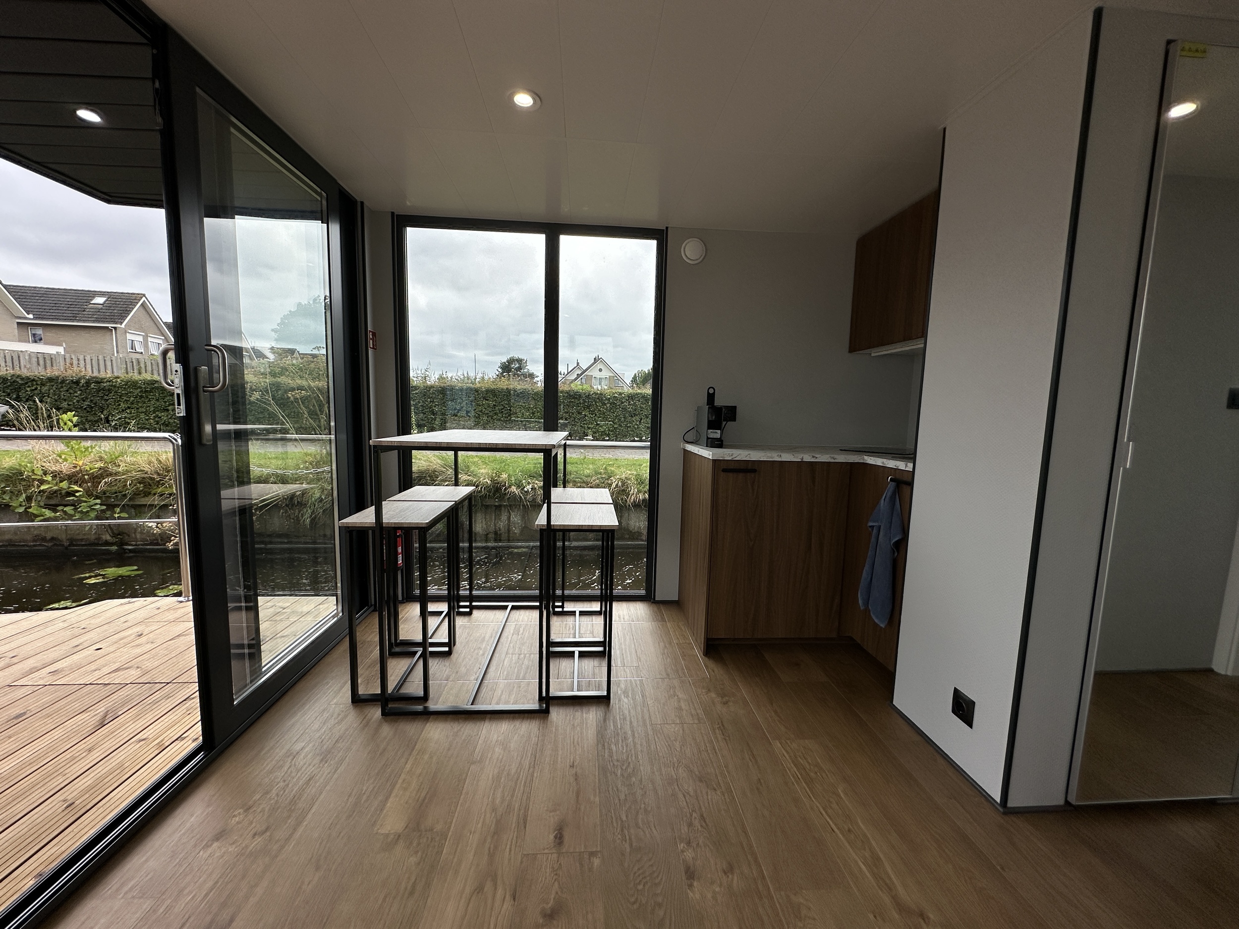 La Mare Houseboat Canalboat 4 (STB4.0) Direct Leverbaar