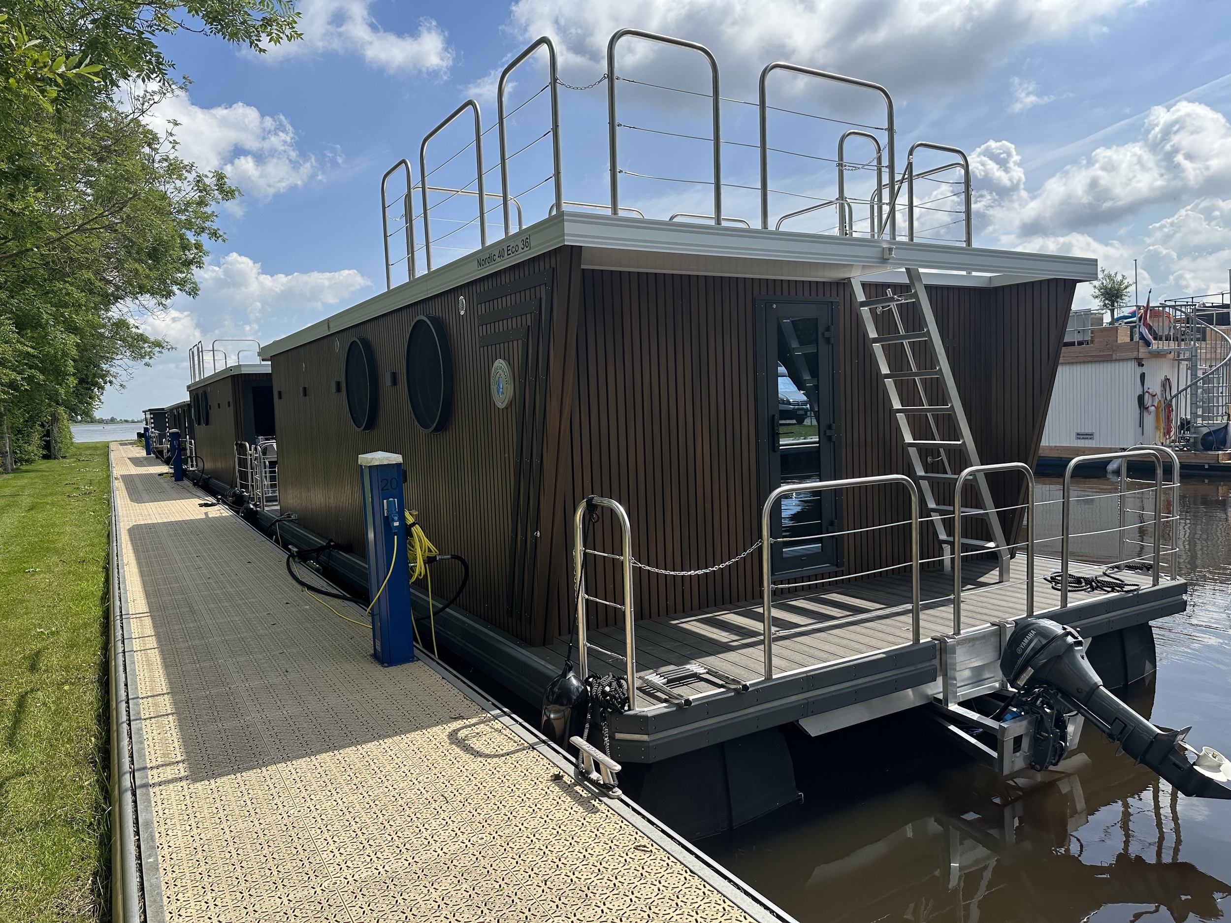 Nordic Season Houseboat NS 43 Eco 45m2