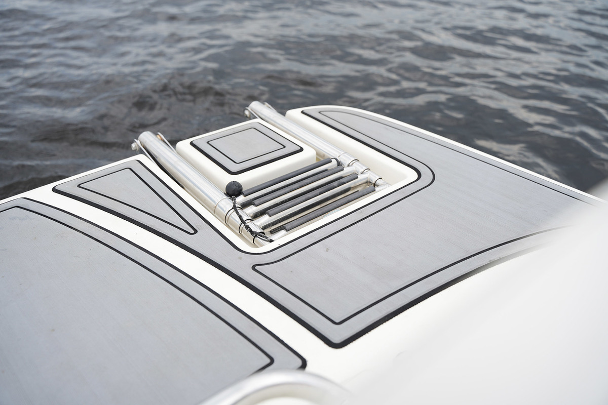 Sea Ray 19 SPX