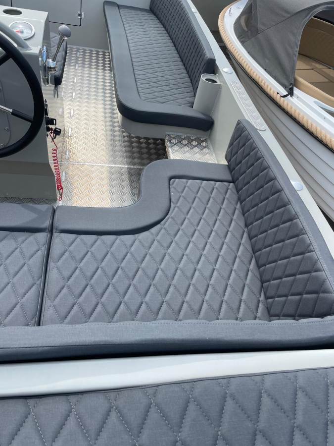 Steelfish 670 vaarklaar 60pk Honda grijs Loosdrecht