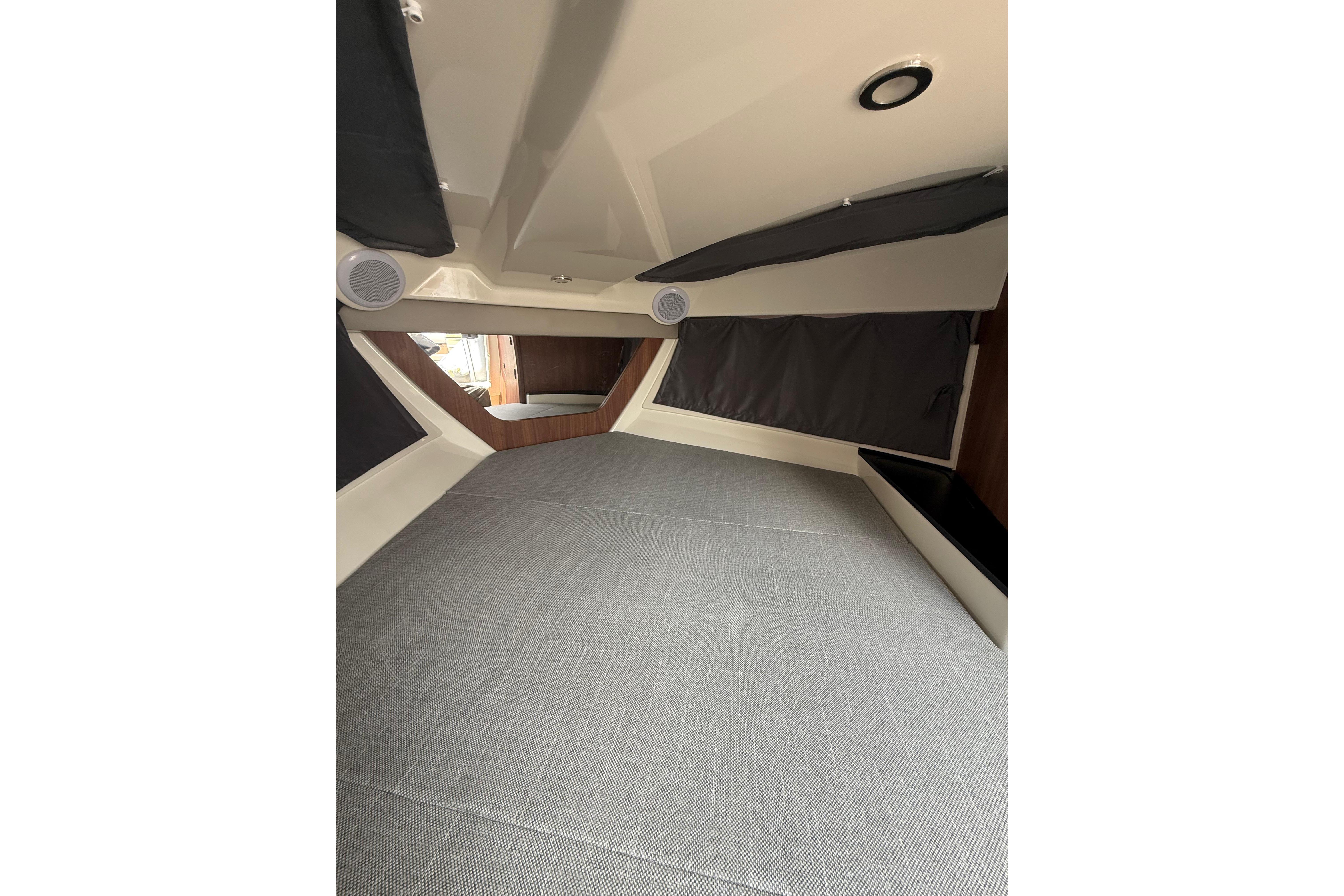 Quicksilver Activ 755 Cruiser