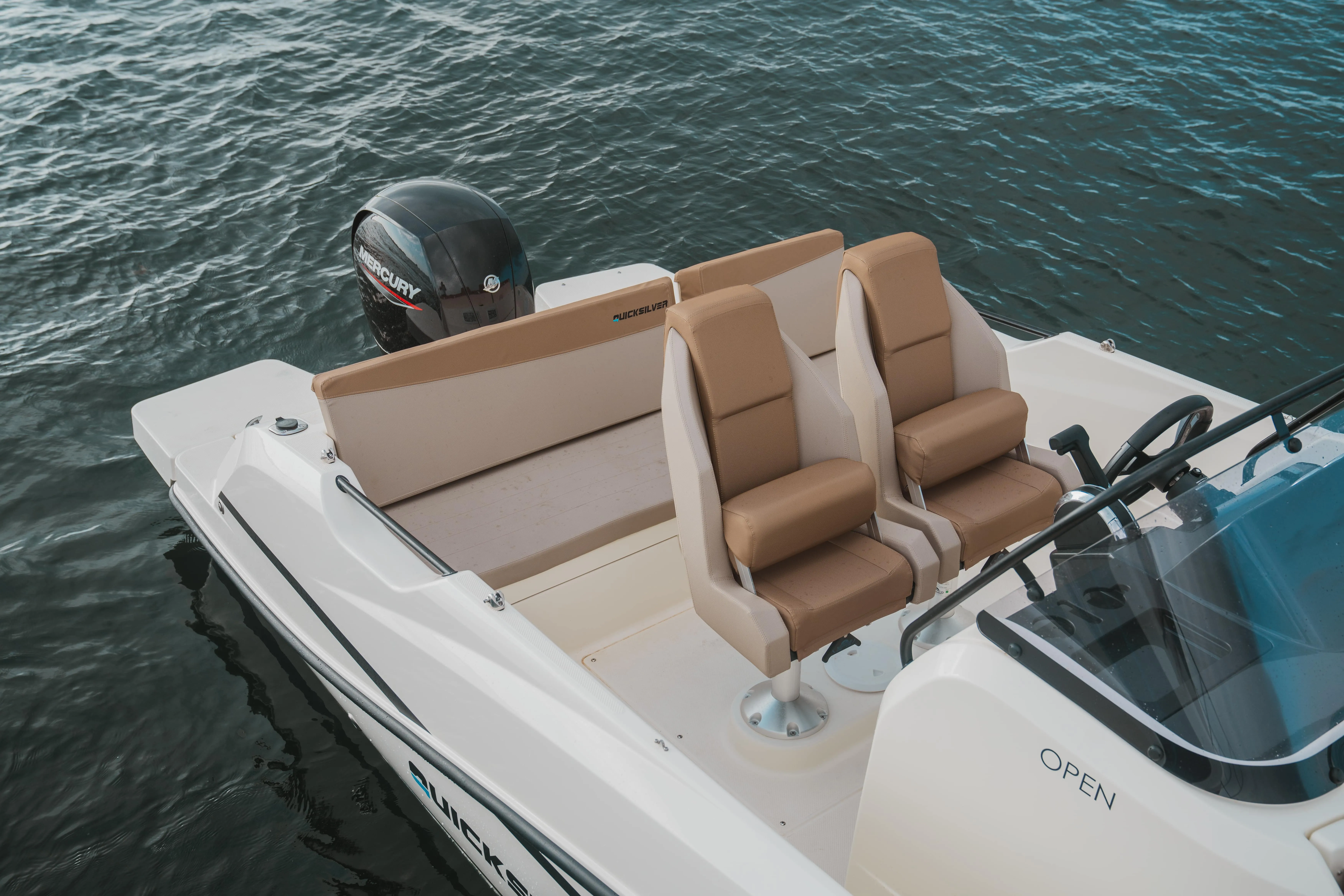 Quicksilver 605 Open