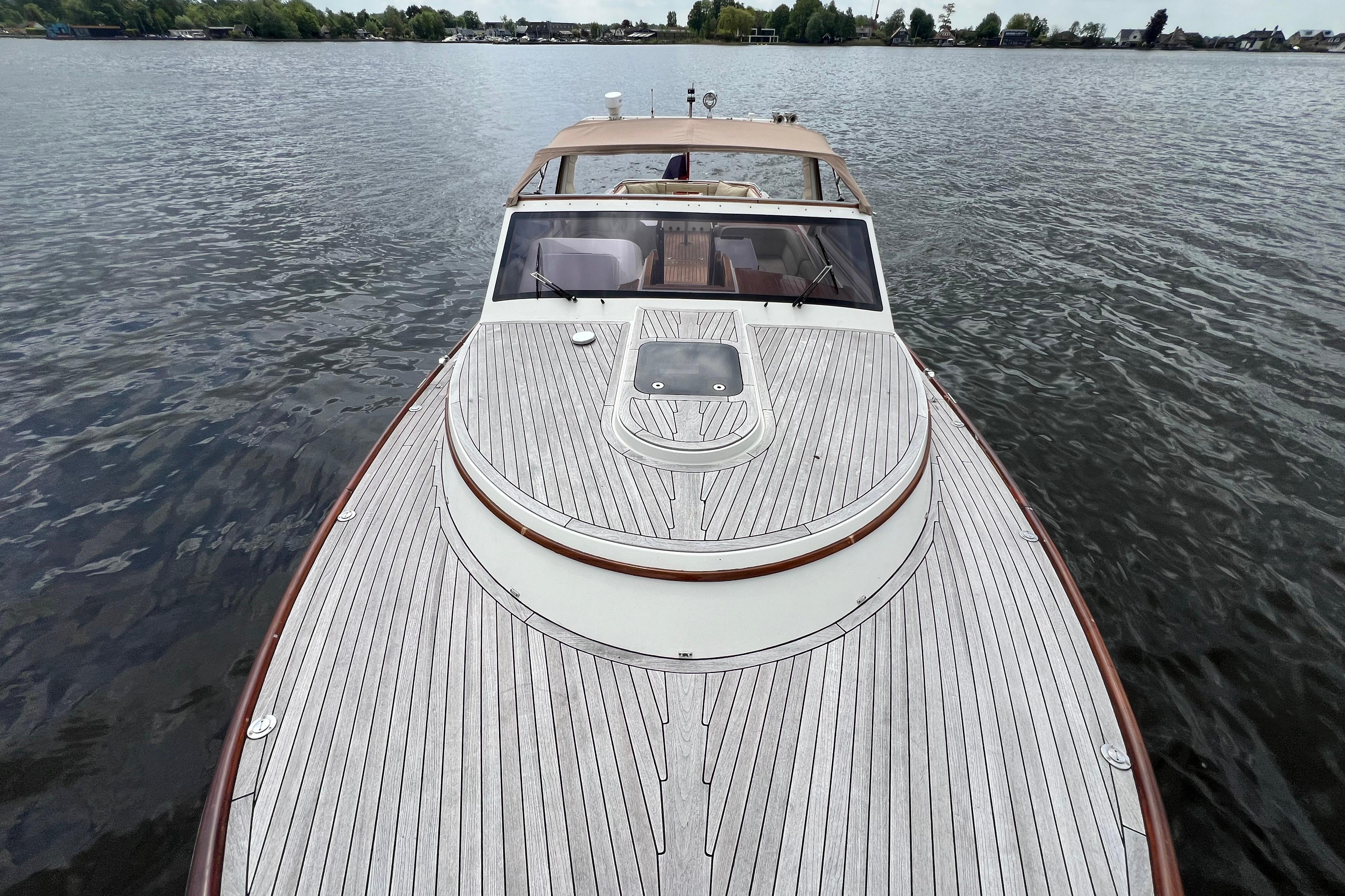 Long Island 40 Runabout