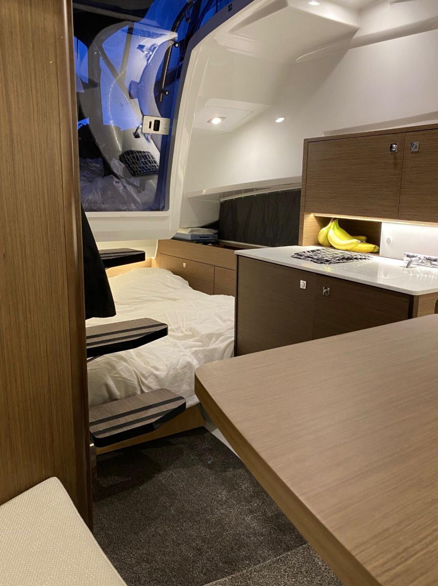 Jeanneau Cap Camarat 9.0 Walk Around