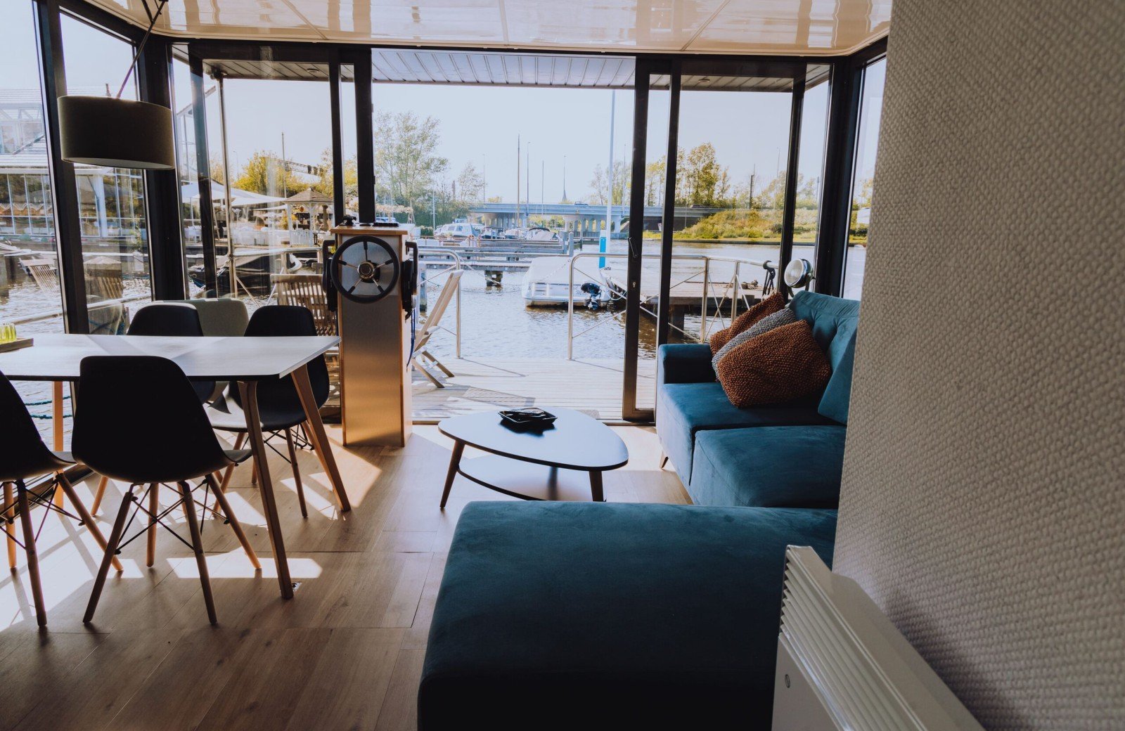 Campi 400, Met Ligplaats In Uitgeest