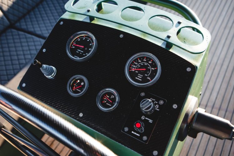 Triple X 800 DE GROOTSTE SLOEPENSHOWROOM VAN NEDERLAND