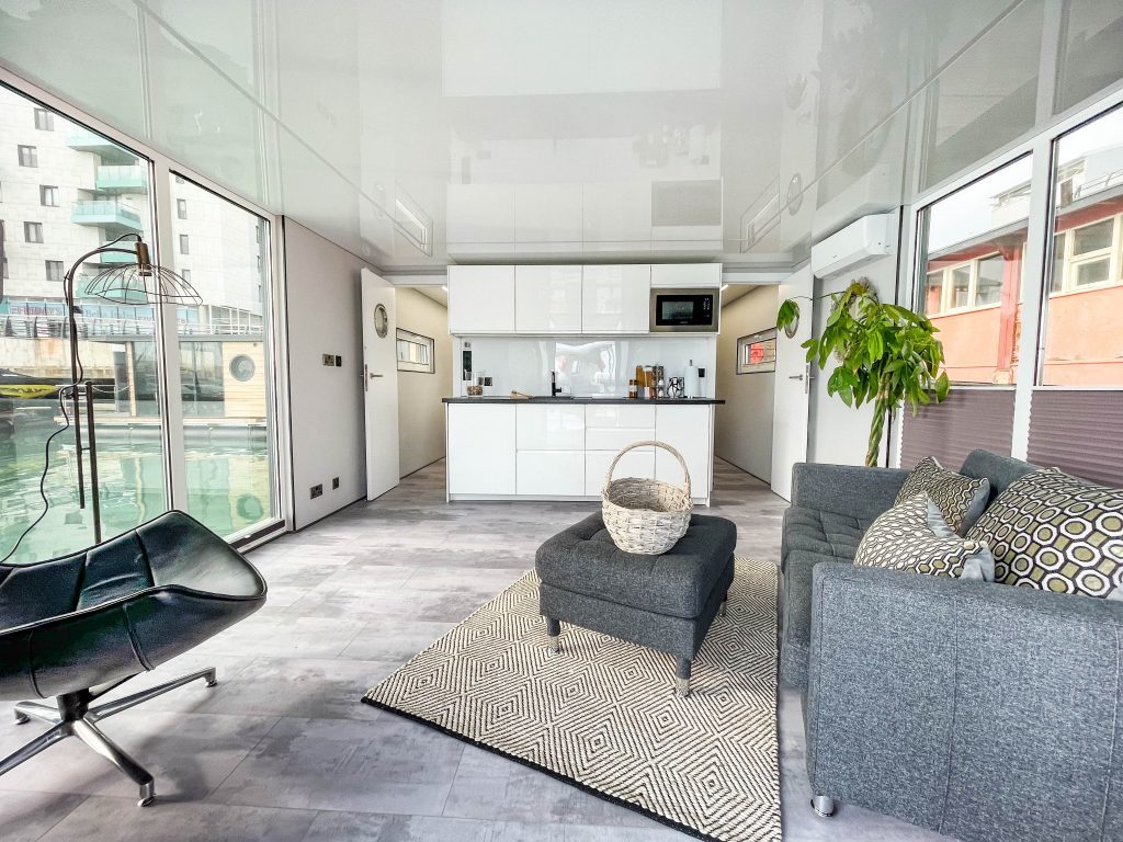 La Mare Houseboat Modern 16 ProLine