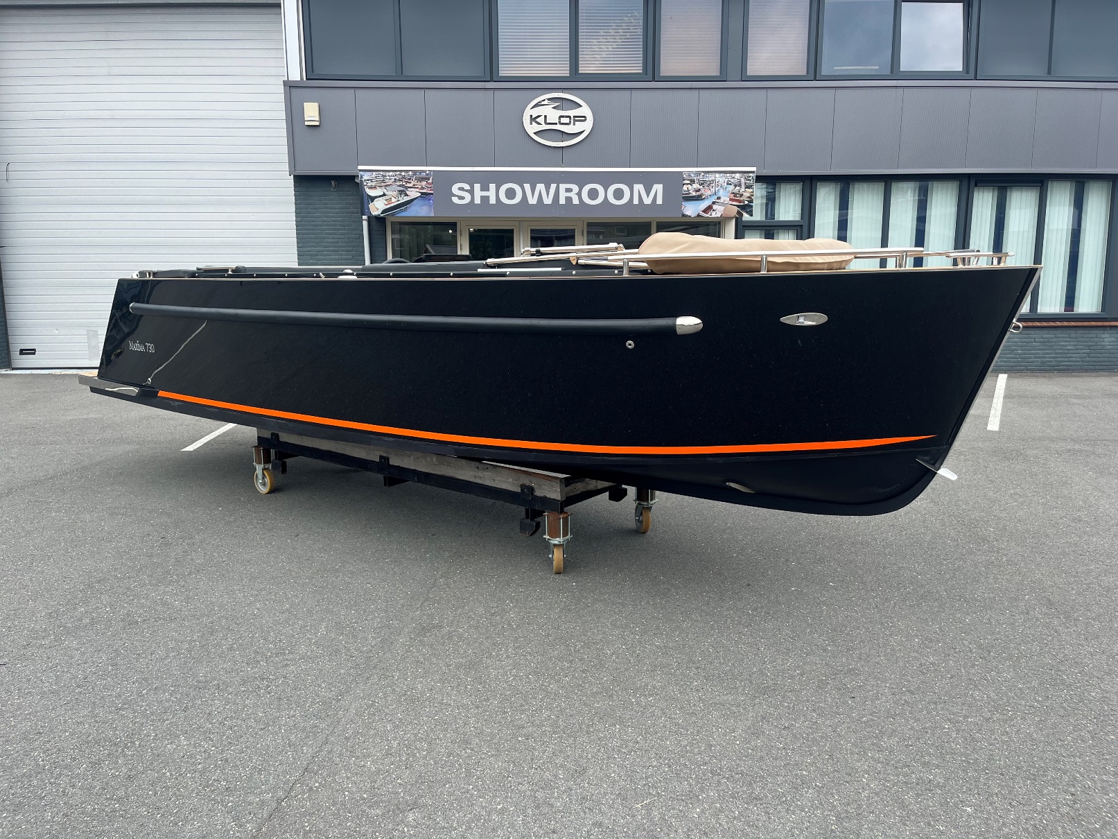 Maxima Boats Aanbieding -  730 in zwarte kleurstelling!