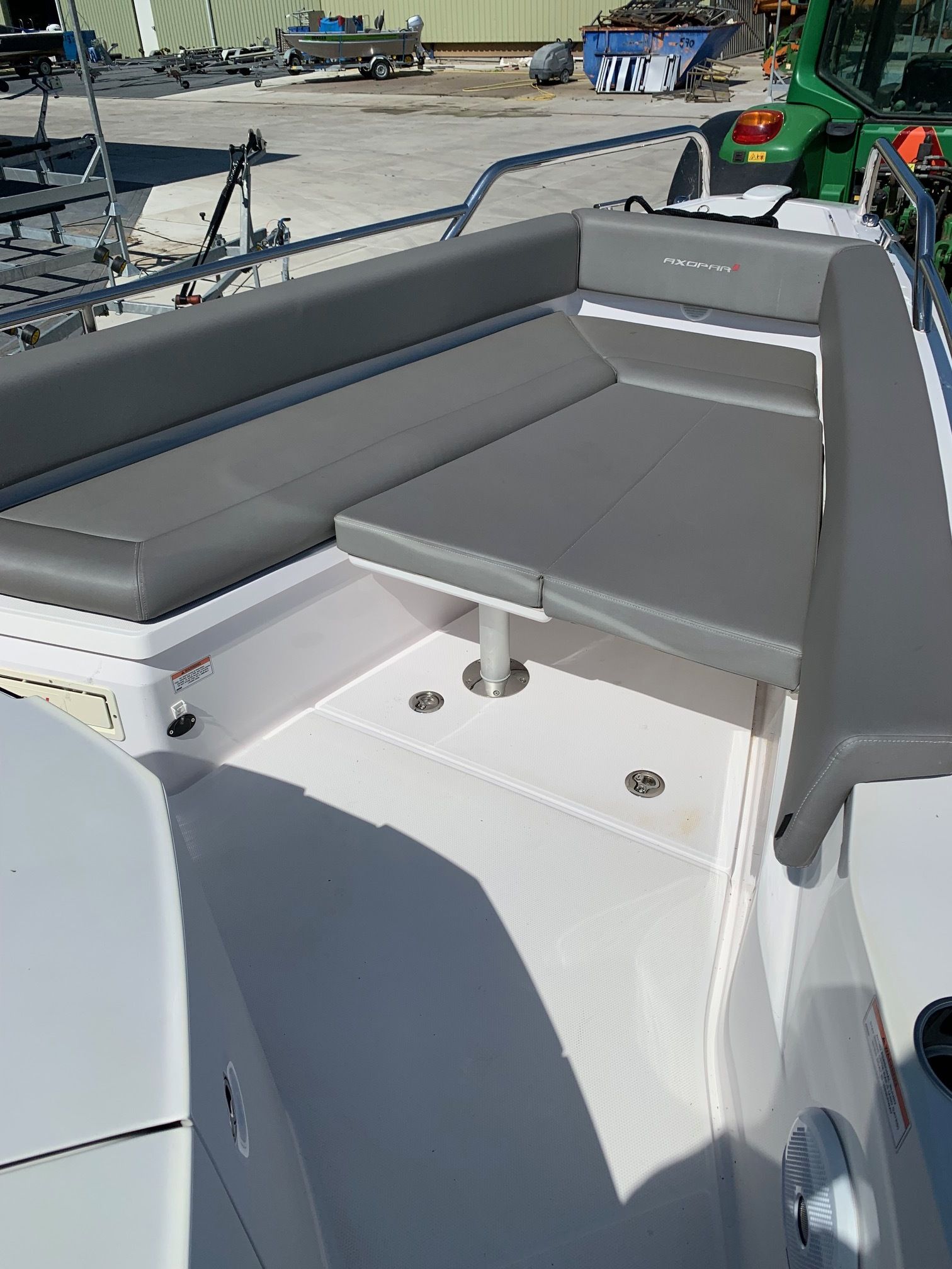 Axopar 28 Open