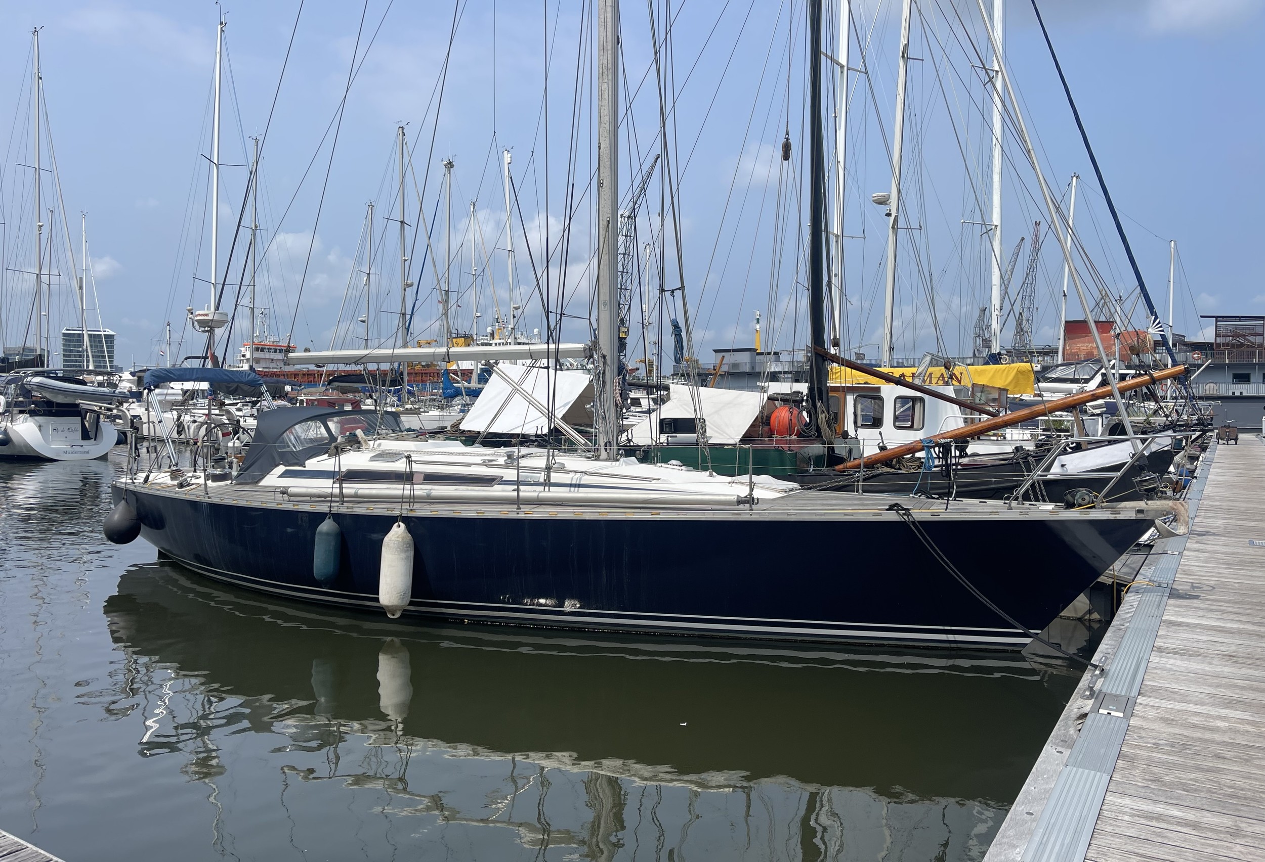 Beneteau First 42