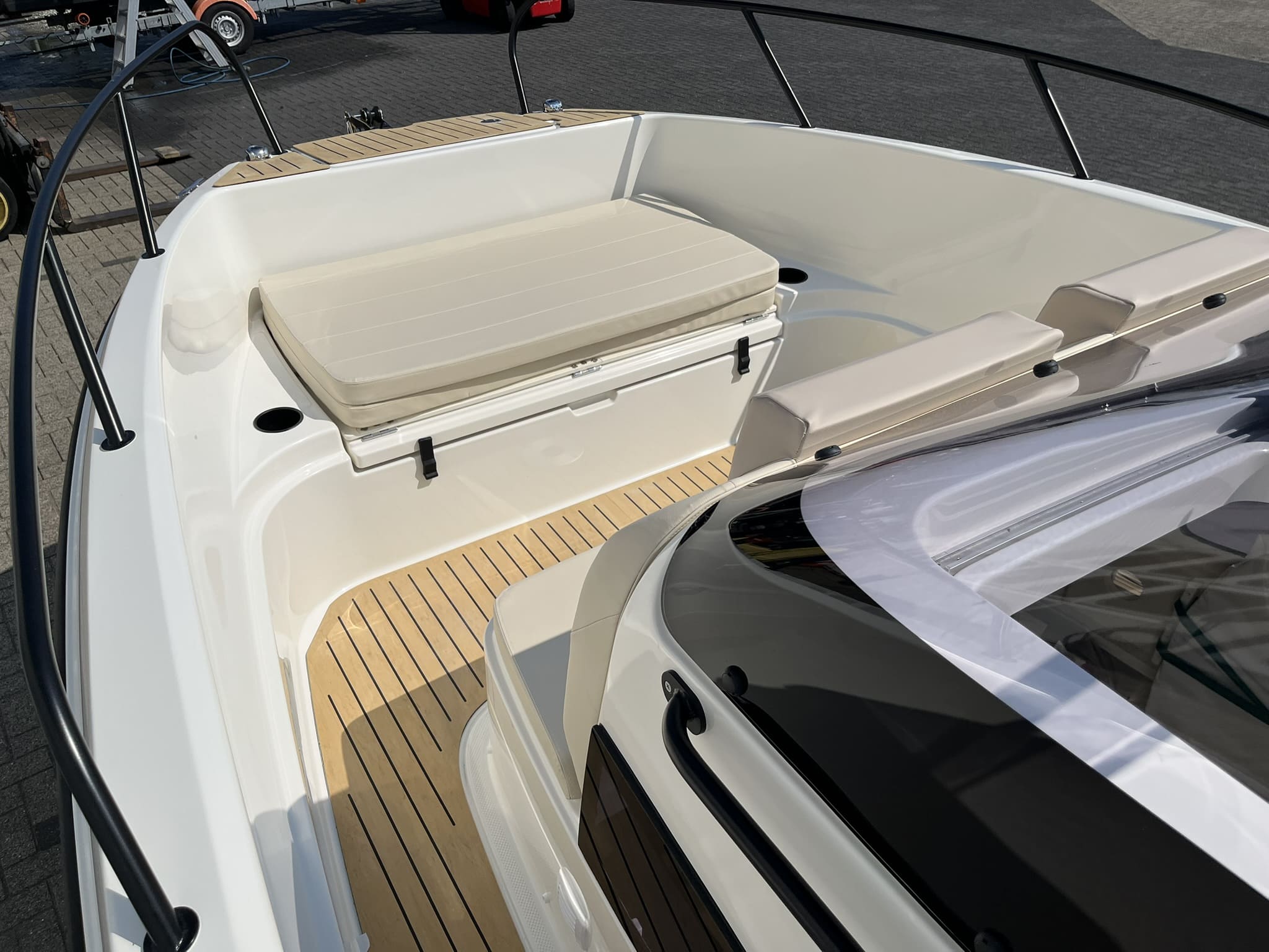 Quicksilver 705 Open