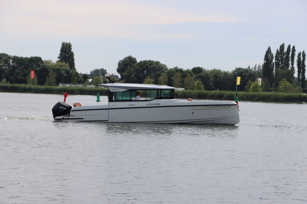 Saxdor Yachts 320 GTC