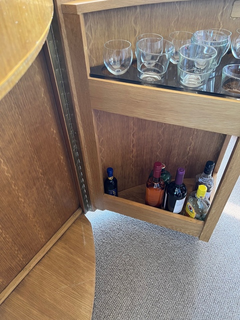 Whitewater Wolfe 46 Flybridge