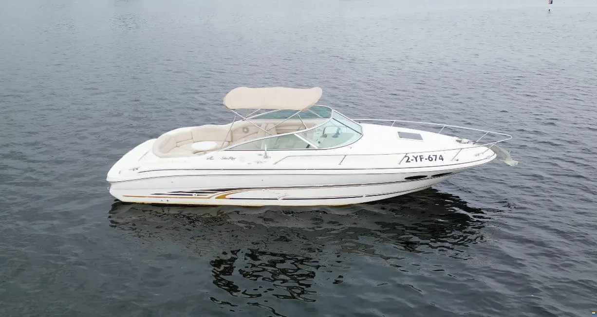 Sea Ray 280 SunSport Cuddy Cabin