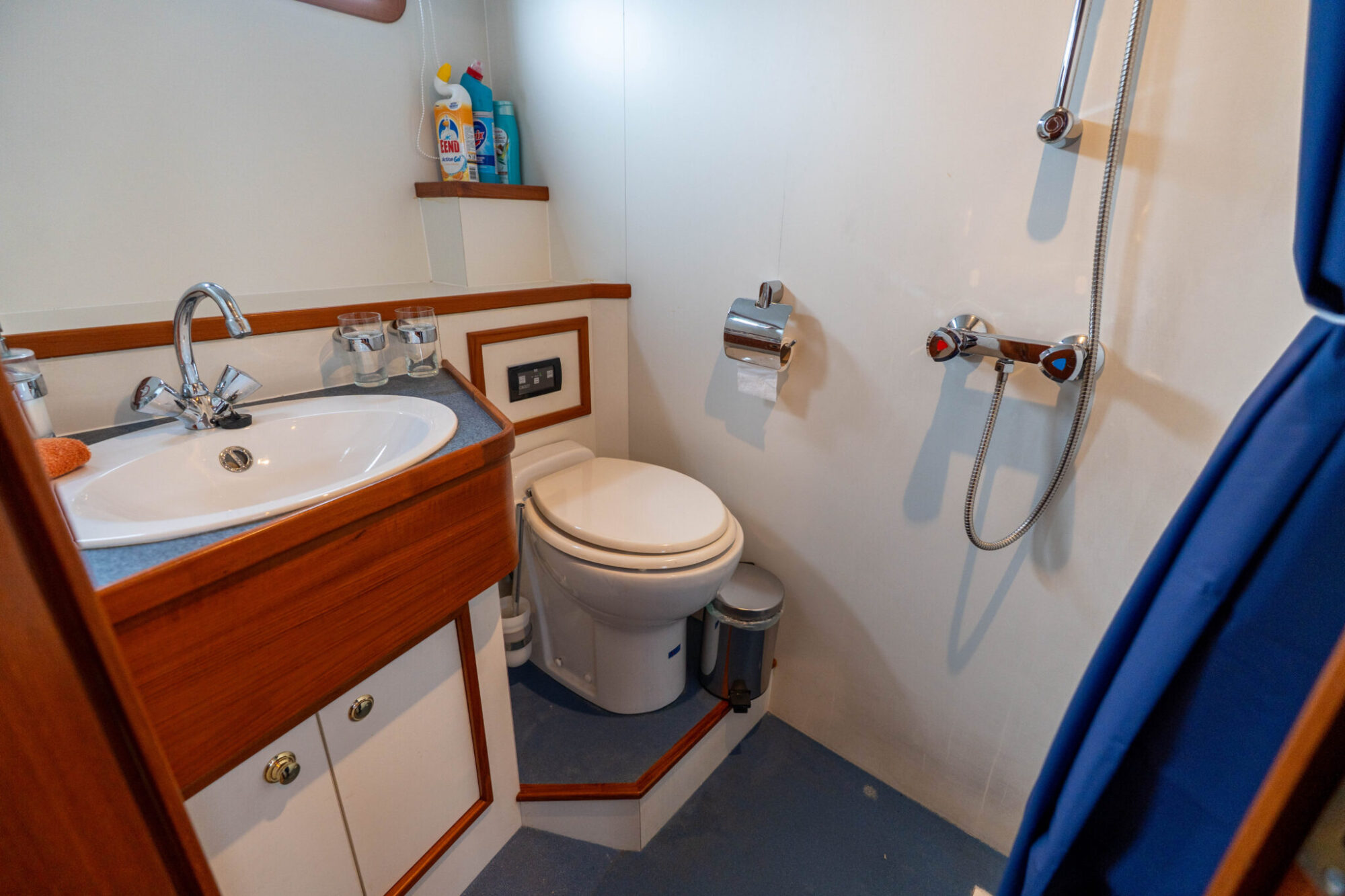 Pieter Beeldsnijder Spiegelkotter 15.00 VS