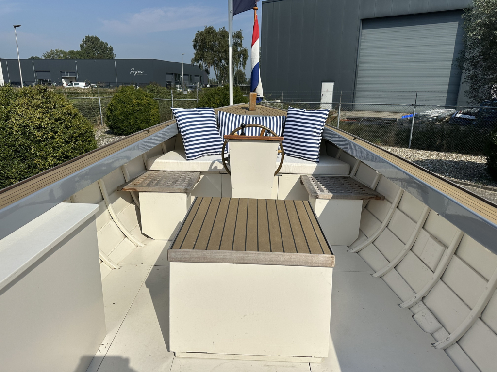 Reddingssloep 695 Electric