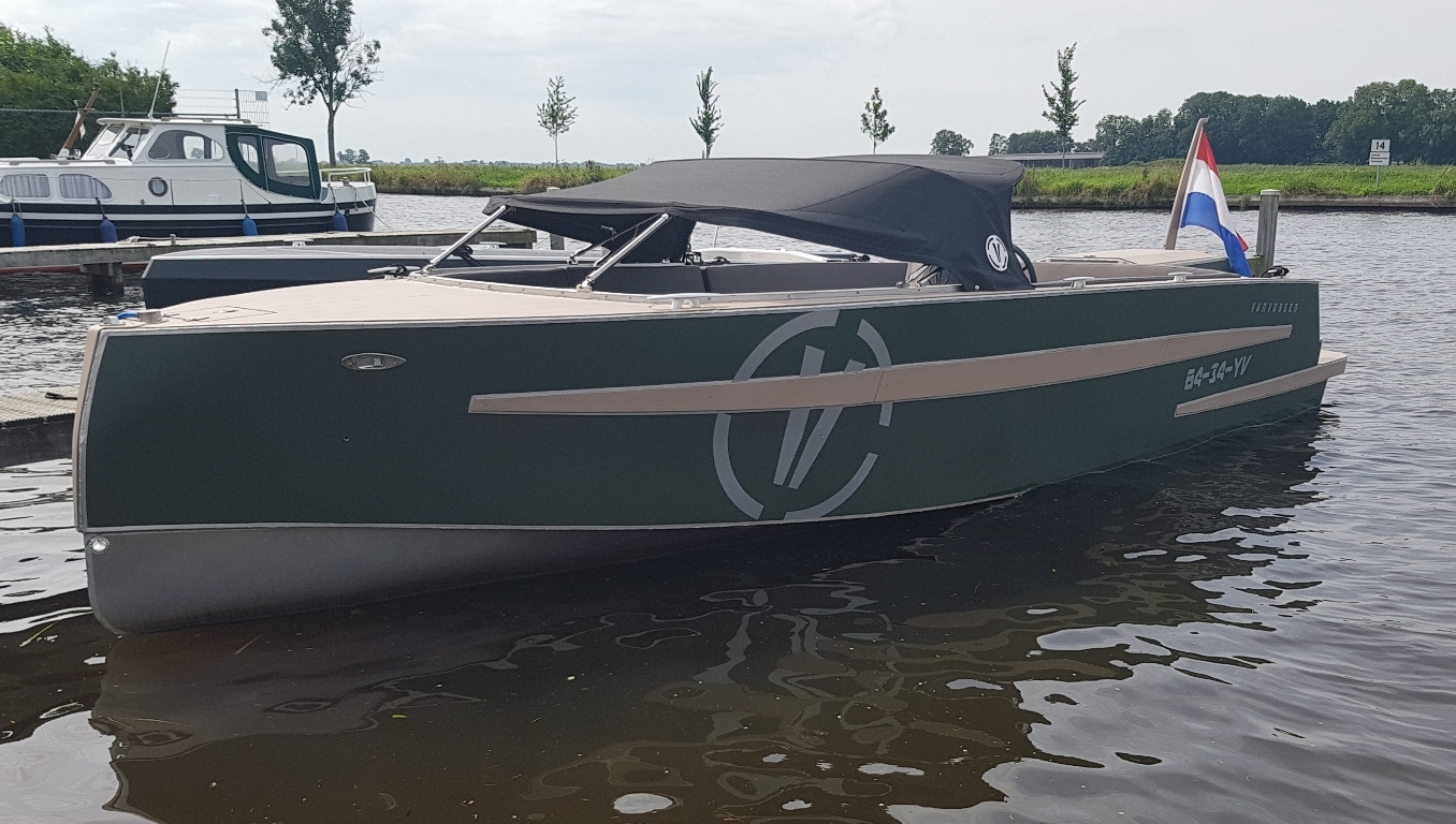 Van Vossen VanVossen Tender 777 (sport)
