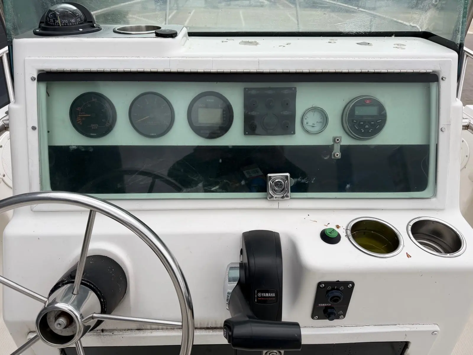 Robalo 1820 Center Console