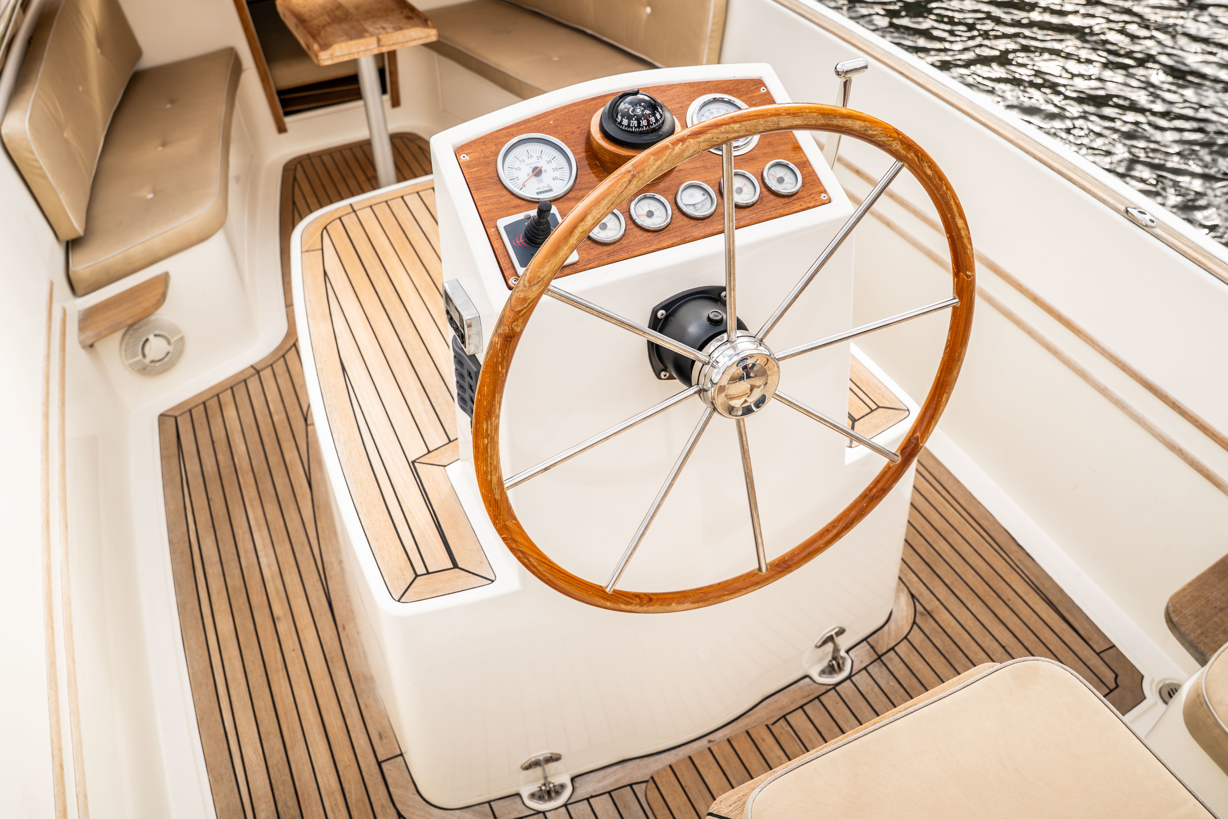 AdmiralsTender 850 Classic