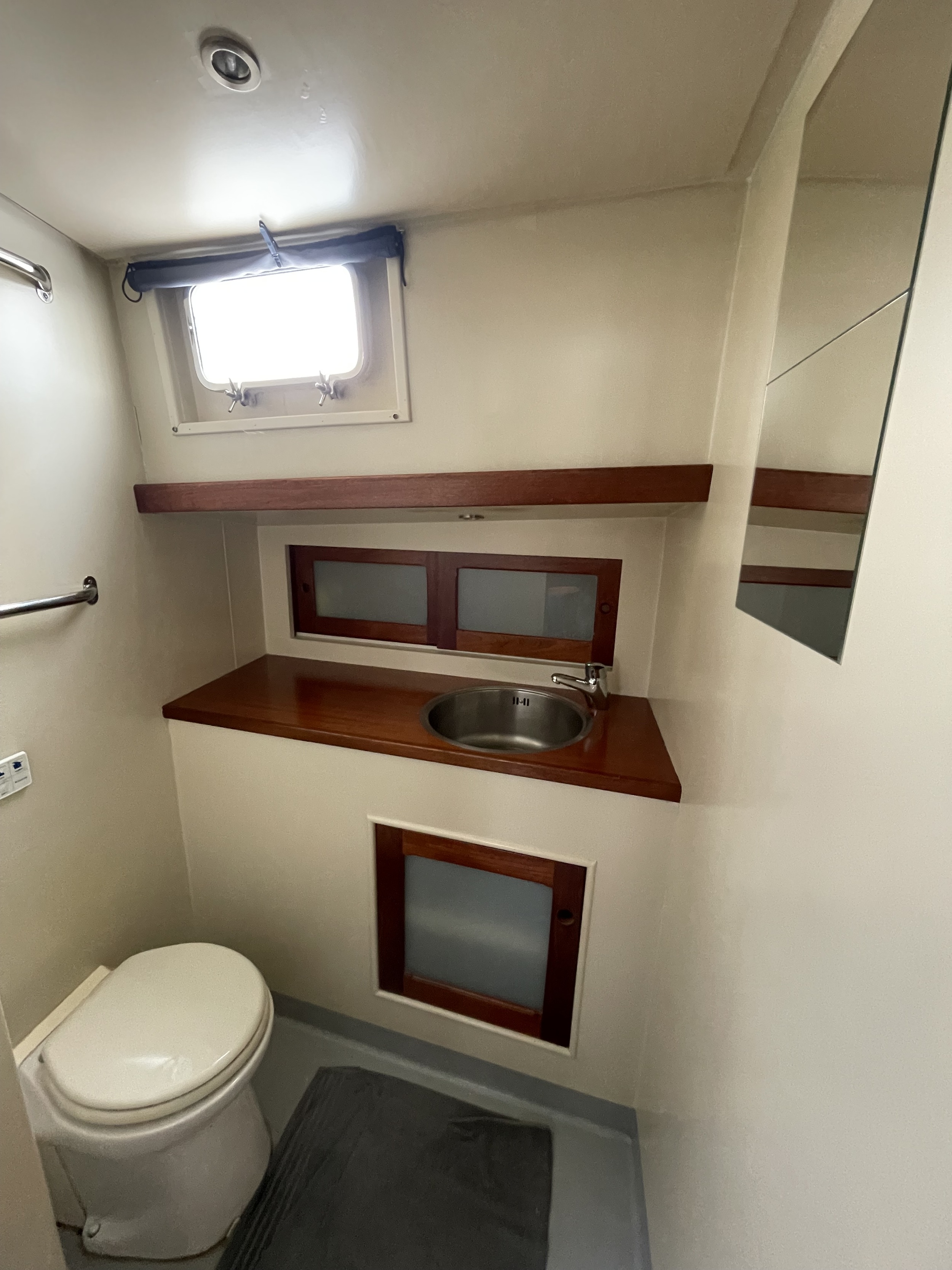 Dykstra Schooner 77, Midzwaard