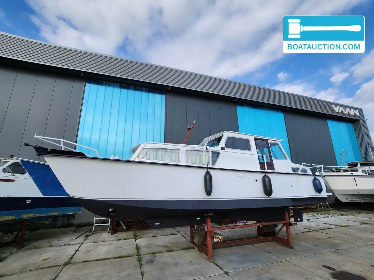 Motorboat 1050